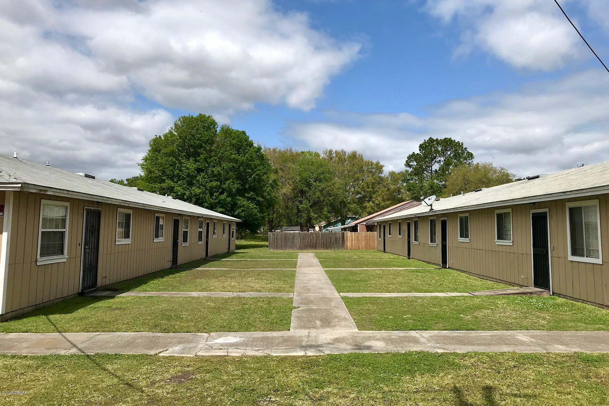 3997 Leonnie Road Jacksonville, FL 32208 - Photo 3 of 8 3989 Leonnie