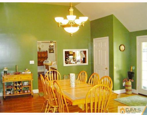 184 Amboy Road Old Bridge, NJ 07747 - Photo 3 of 8 Gallery Image 3