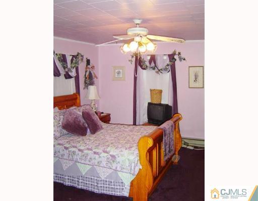 184 Amboy Road Old Bridge, NJ 07747 - Photo 6 of 8 Gallery Image 6