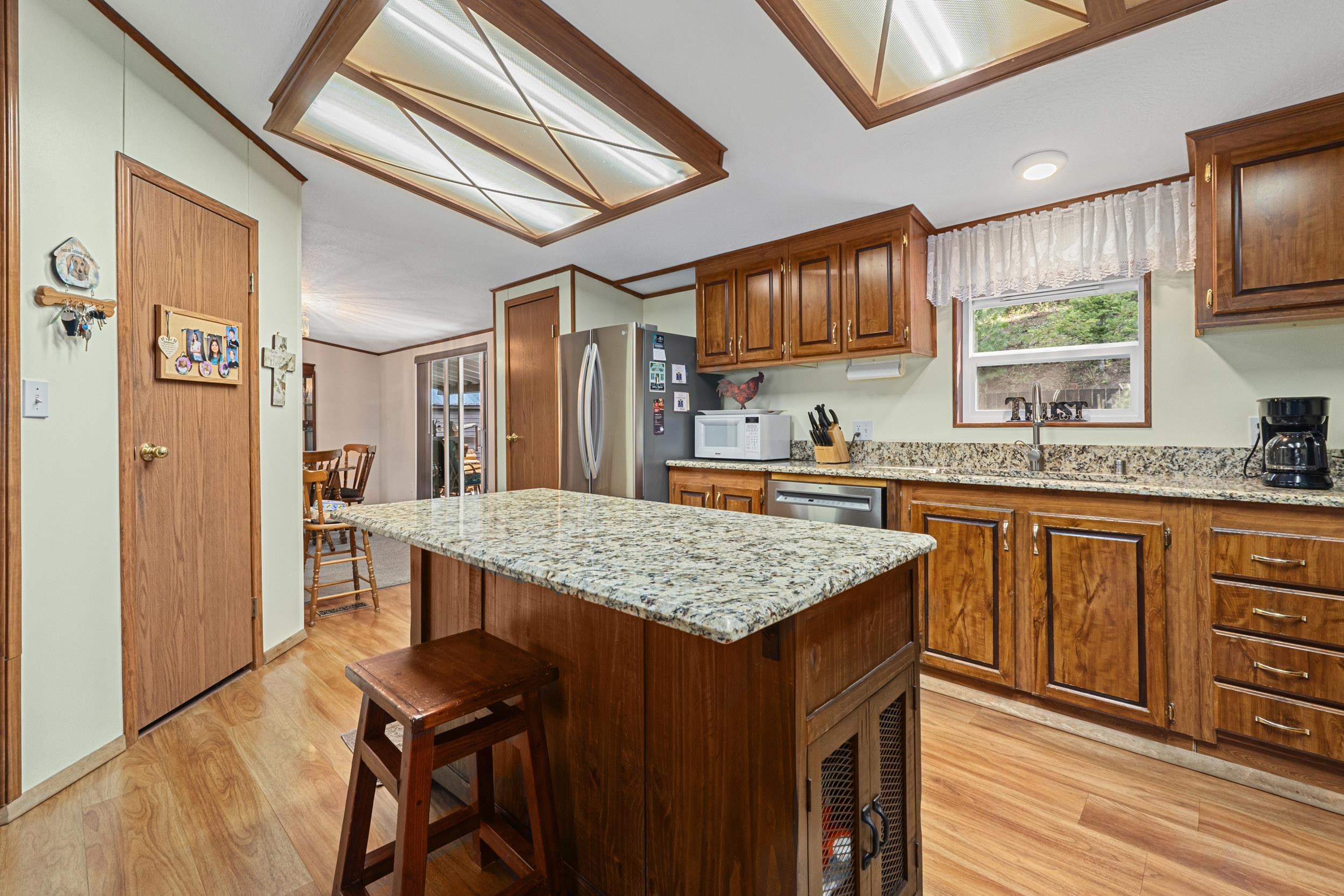 21232 LeClerc Road North Cusick, WA 99119 - Photo 8 of 47