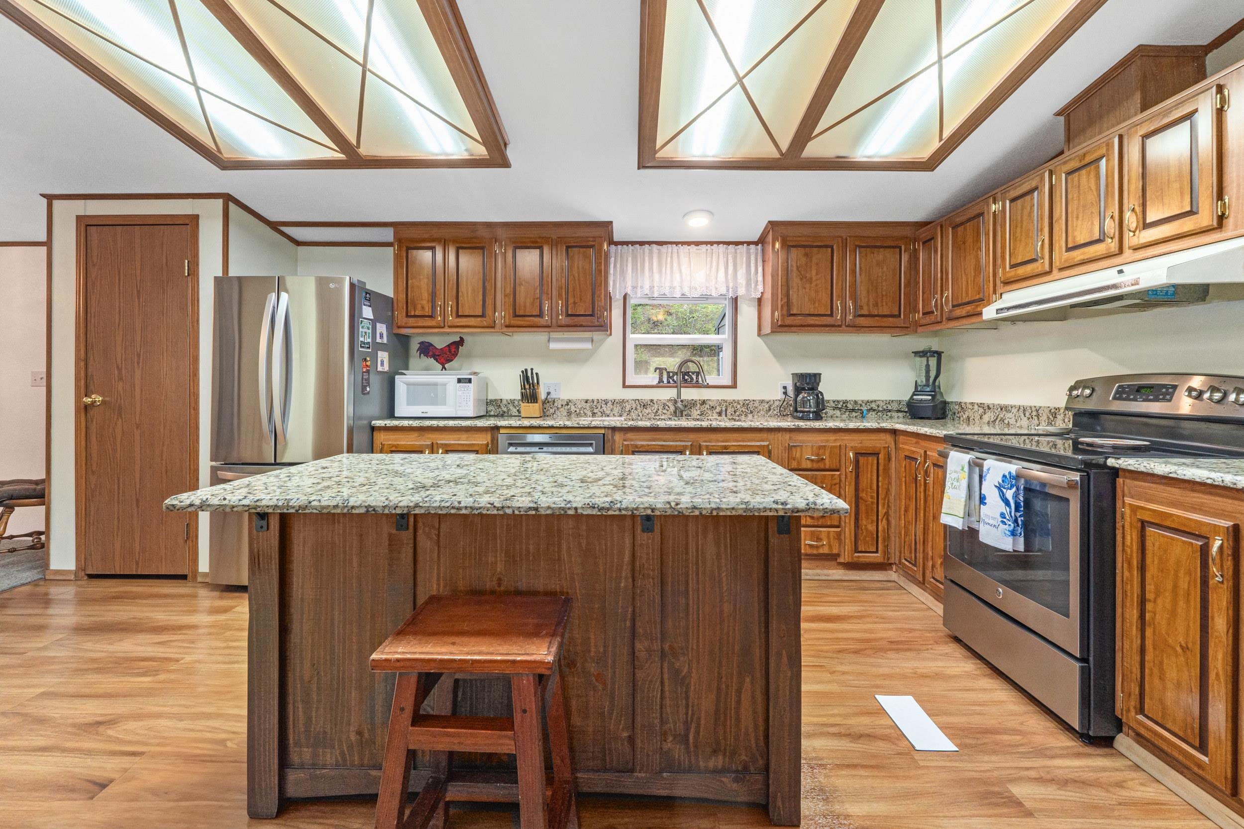 21232 LeClerc Road North Cusick, WA 99119 - Photo 9 of 47