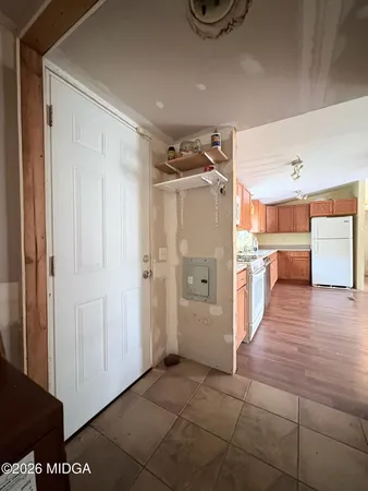 a view of a storage & utility room