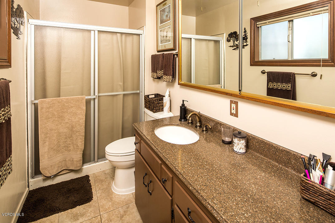 4775 Del Rio Drive Simi Valley, CA 93063 - Photo 18 of 37 4775 Del Rio Small.20