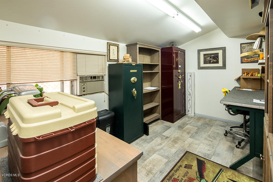 4775 Del Rio Drive Simi Valley, CA 93063 - Photo 25 of 37 4775 Del Rio Small.28