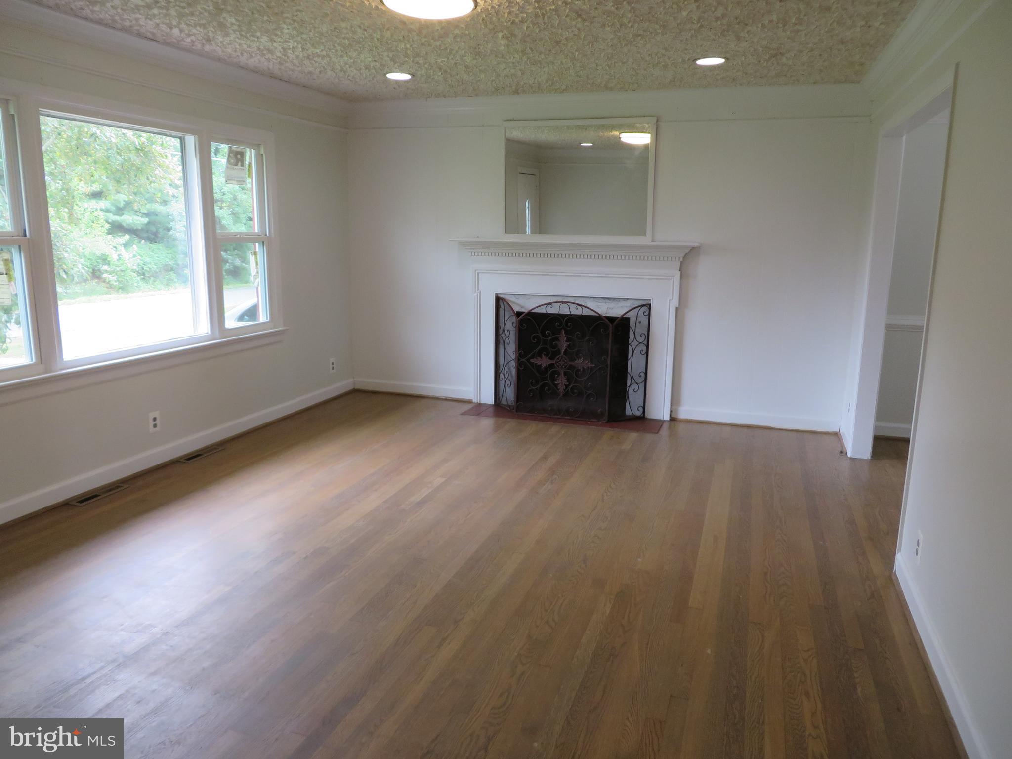 12504 Greengate Road Fredericksburg, VA 22407 - Photo 3 of 13 Gallery Image 3