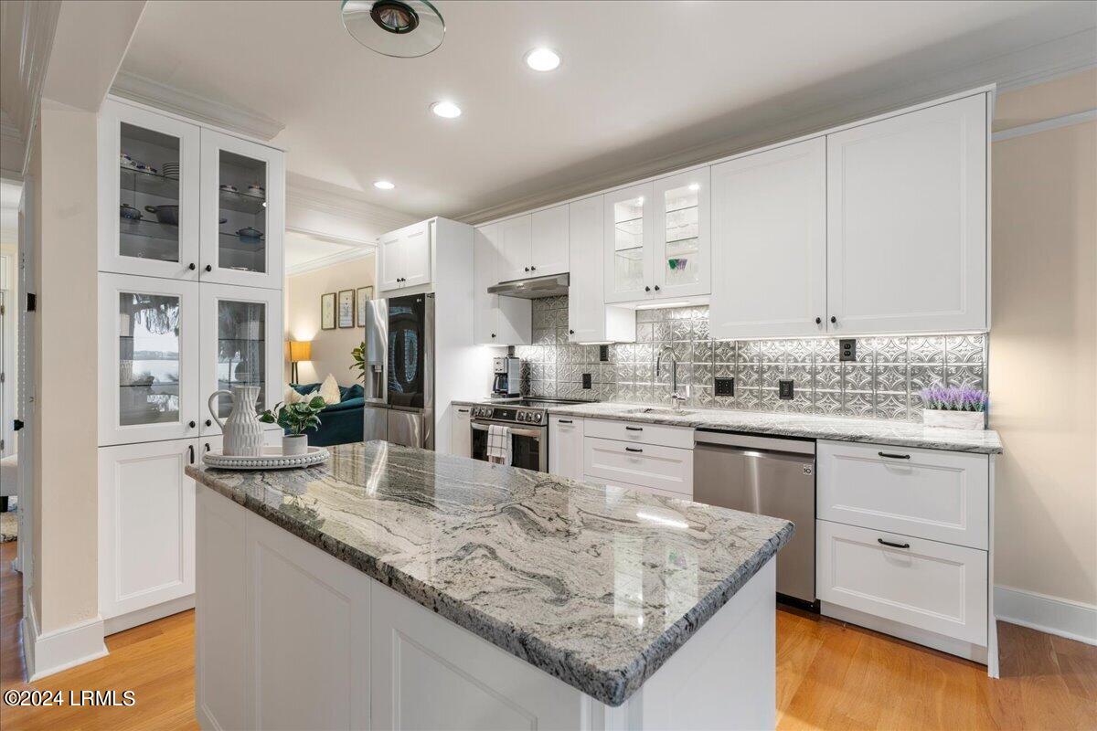 895 Ribaut Road, Unit 14 Beaufort, SC 29902 - Photo 11 of 33 06-RE edit Kitchen