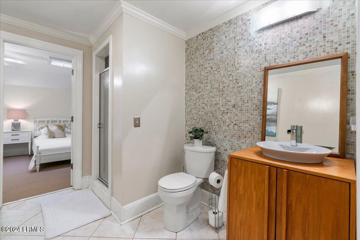 895 Ribaut Road, Unit 14 Beaufort, SC 29902 - Photo 28 of 33 19-RE edit Upper Level 2 Bathroom