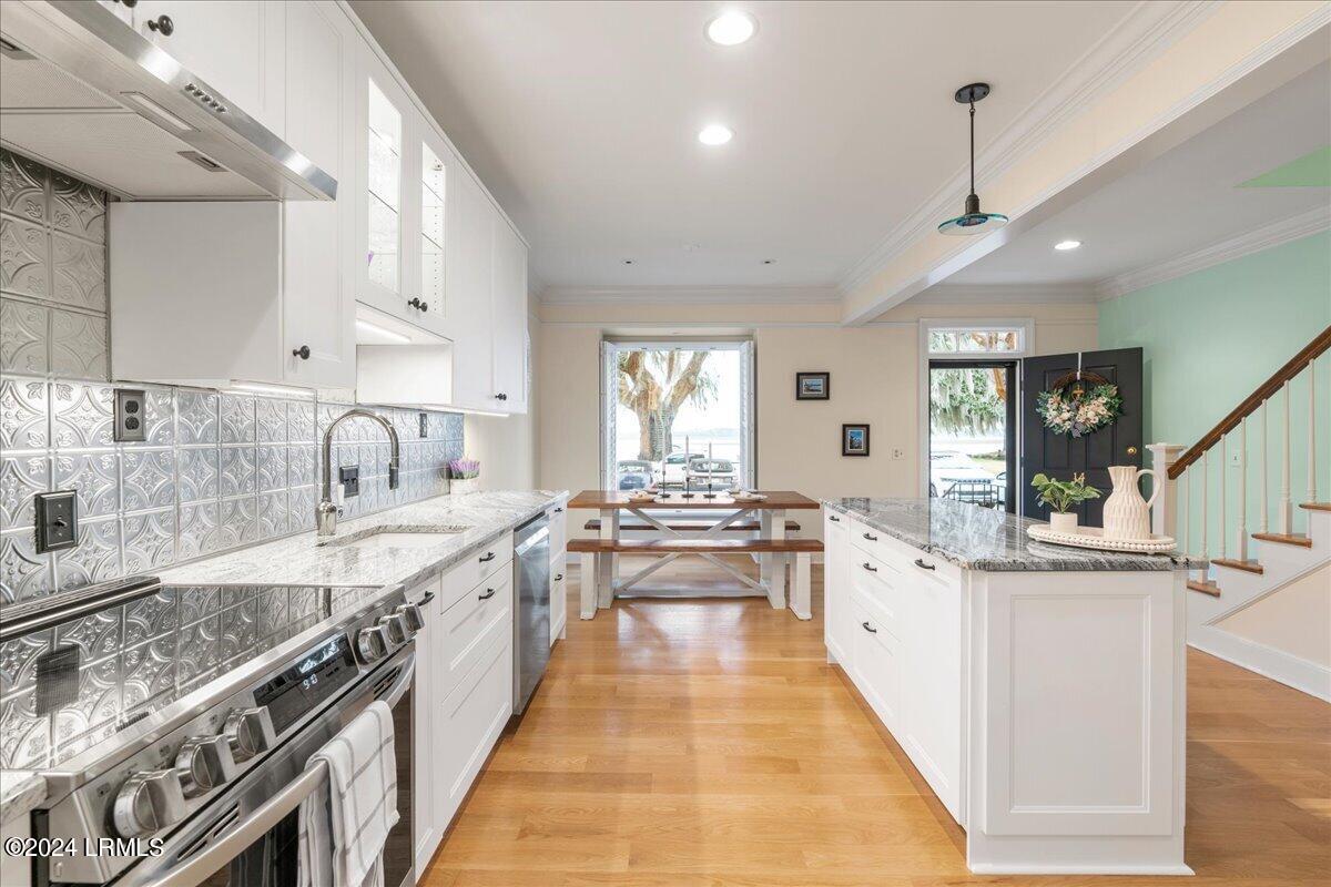 895 Ribaut Road, Unit 14 Beaufort, SC 29902 - Photo 10 of 33 05-RE edit Kitchen to Dining