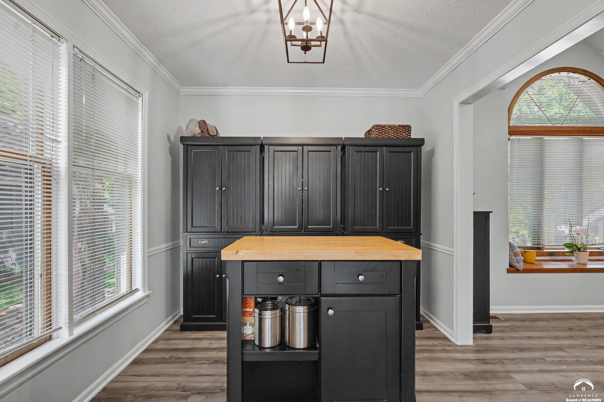 3605 Riverview Road Lawrence, KS 66049 - Photo 19 of 64