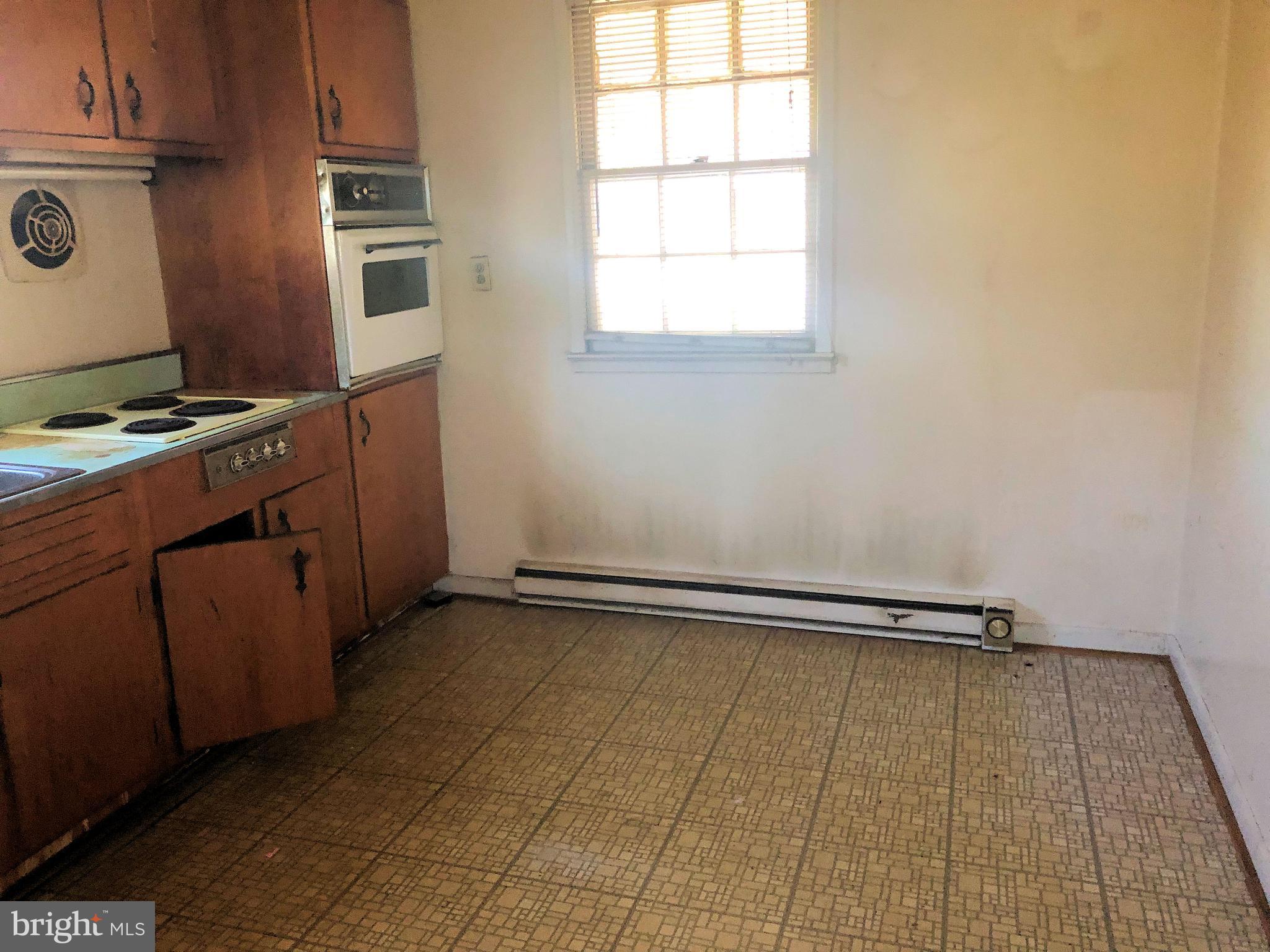 7709 Armistead Road Lorton, VA 22079 - Photo 5 of 13 Kitchen 2