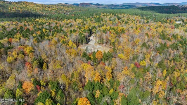 $68,900 | 98 Carriage Knoll Road, Chestertown, NY 12817