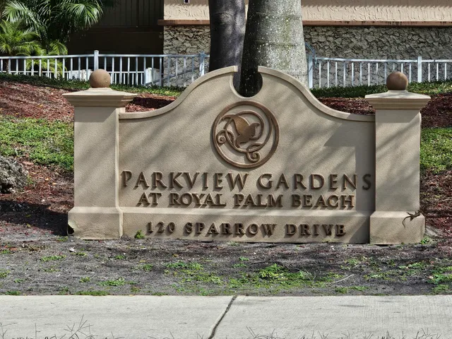 $1,900 | 120 Sparrow Drive, Unit 208, Royal Palm Beach, FL 33411