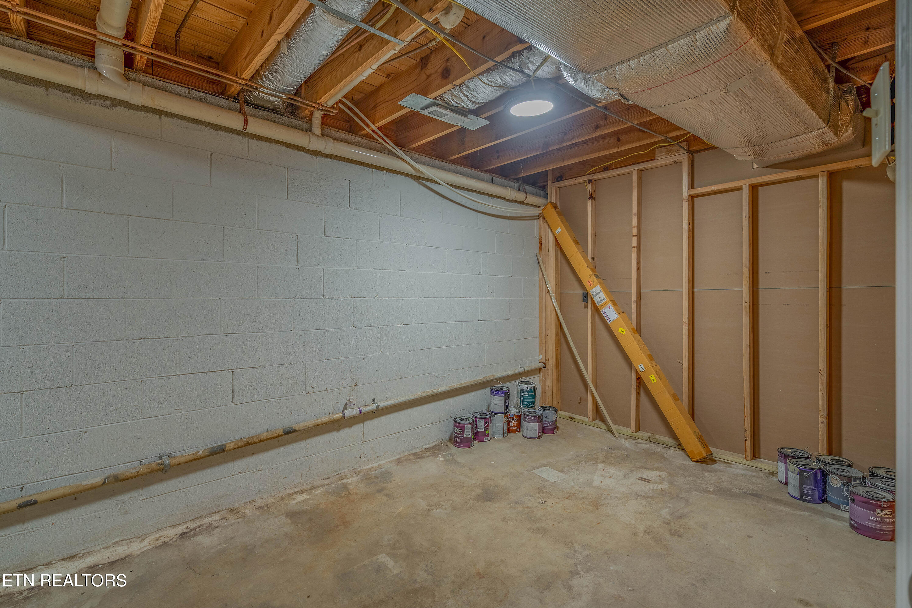 161 Adcock Hollow Road Harriman, TN 37748 - Photo 32 of 41 A7300914-HDR