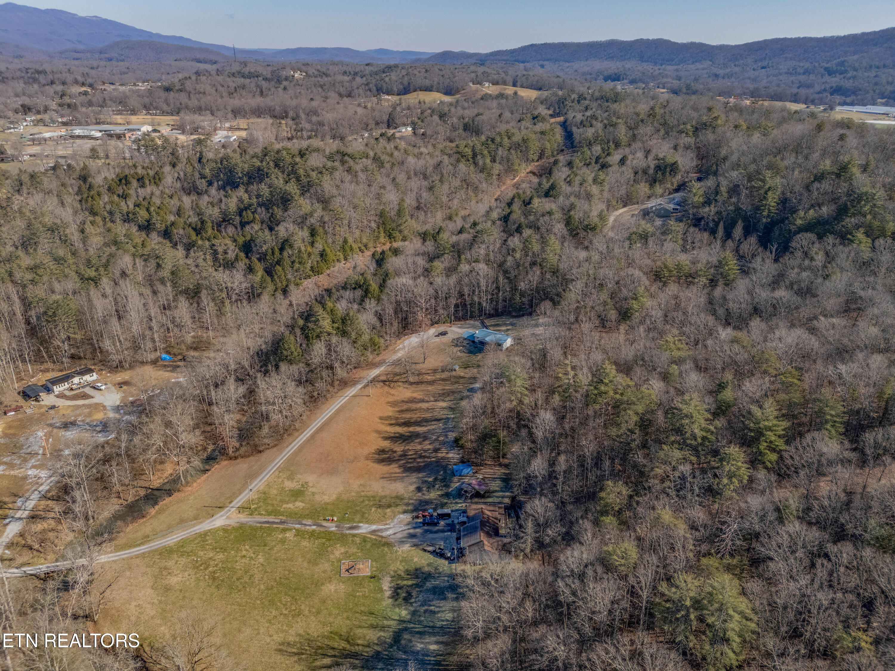 161 Adcock Hollow Road Harriman, TN 37748 - Photo 38 of 41 DJI_20260128010220_0902_D-HDR