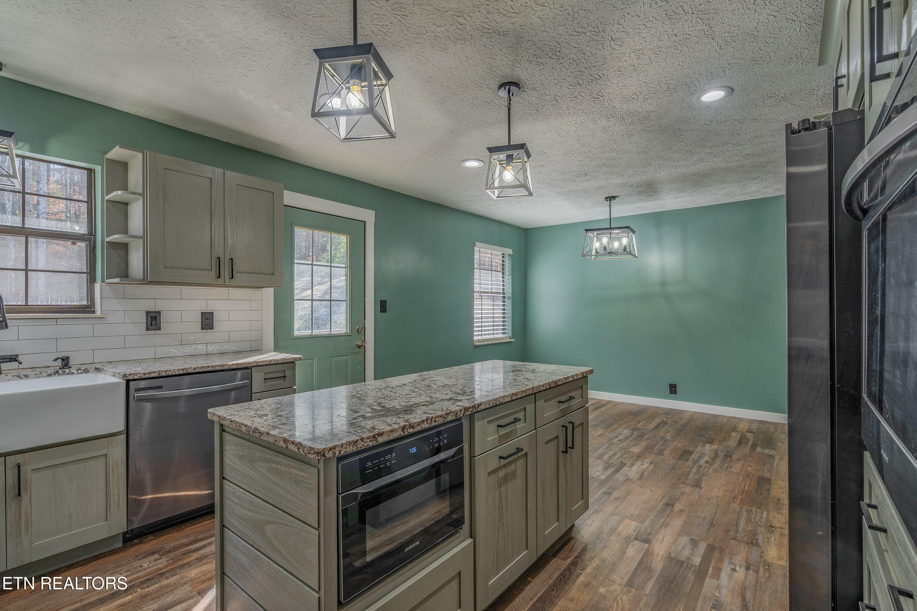 161 Adcock Hollow Road Harriman, TN 37748 - Photo 7 of 41 A7300995-HDR