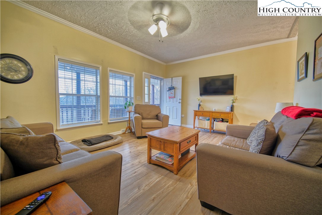 155 Panther Drive Jefferson, NC 28640 - Photo 6 of 27