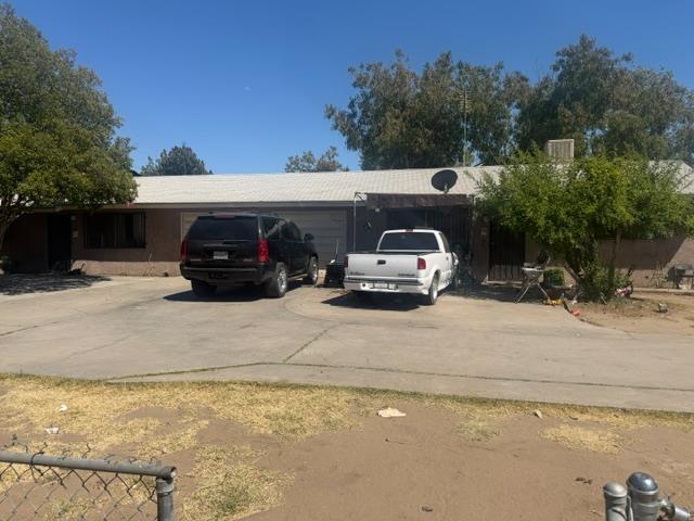 824 B Street Fresno, CA 93706 - Photo 4 of 4
