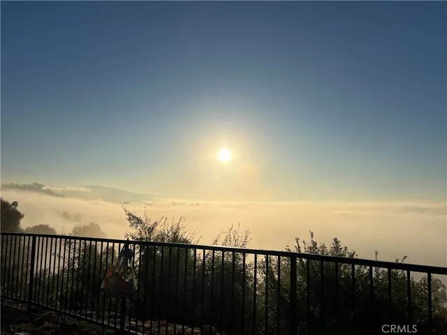 a view of an outdoor space in a city