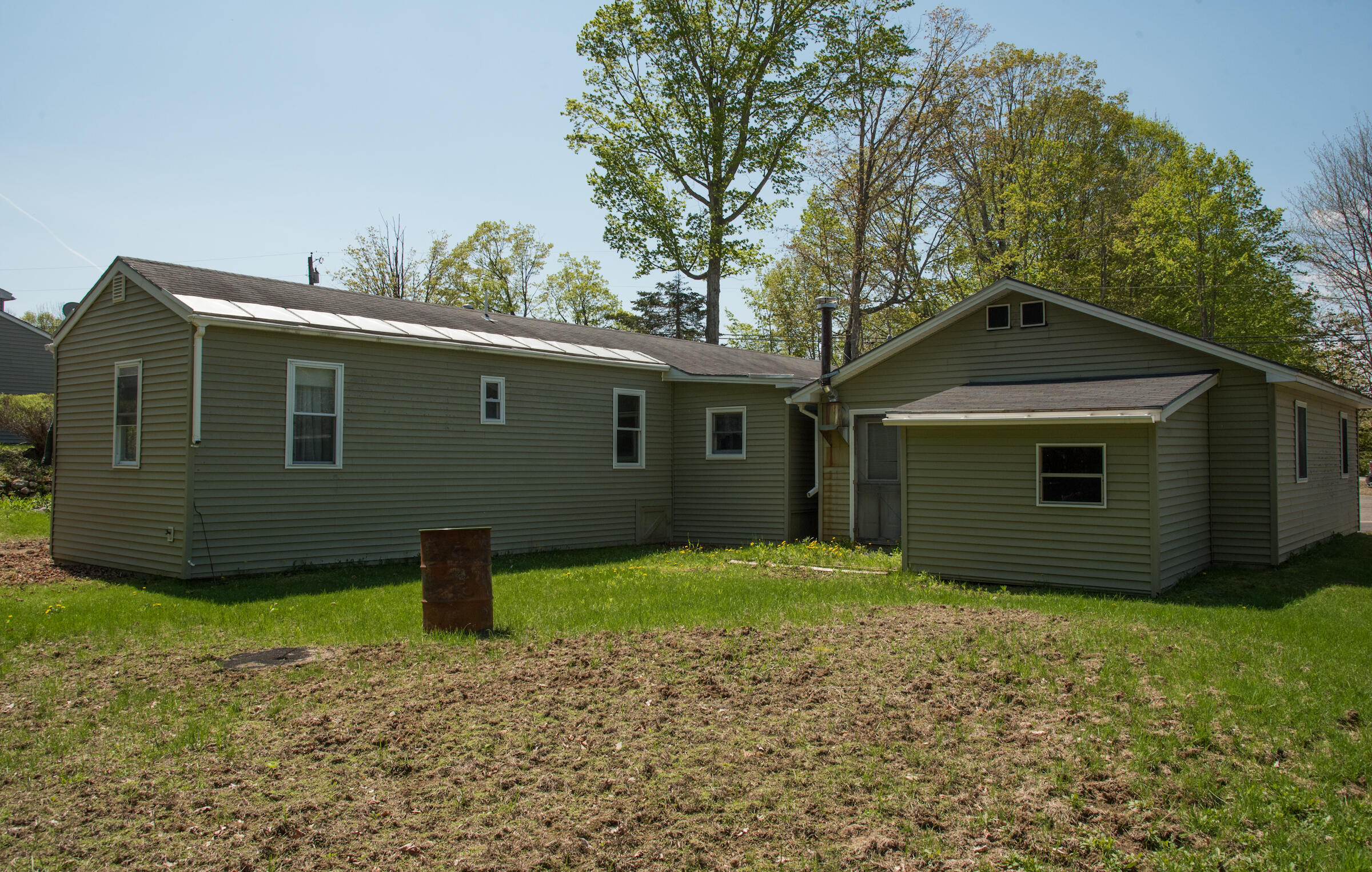 374 Stanley Road Winthrop, ME 04364 - Photo 5 of 26 B18A91A9-1E9E-4580-B057-10E5B0EF260A