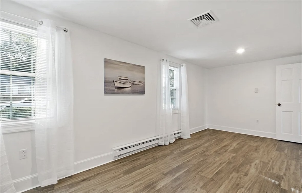 22 Riverside Drive Berkley, MA 02779 - Photo 17 of 40 Gallery Image 17