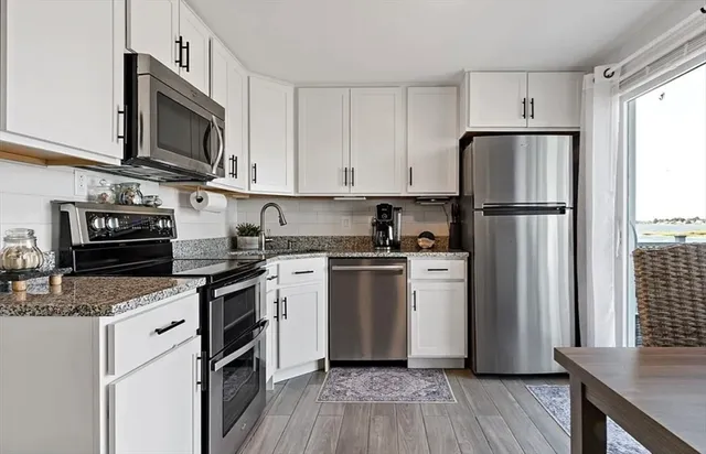 $798,000 | 22 Riverside Drive, Berkley, MA 02779