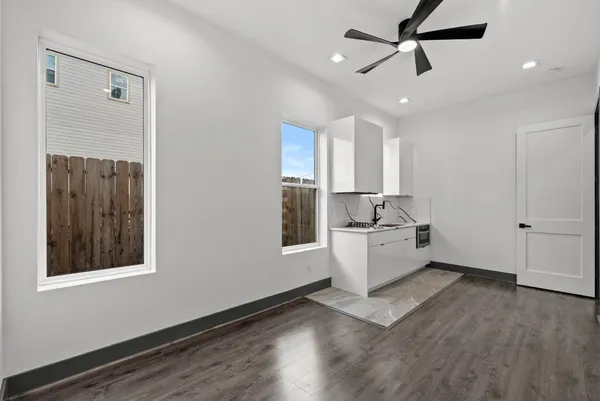 $679,000 | 3118 Clay Street, Houston, TX 77003