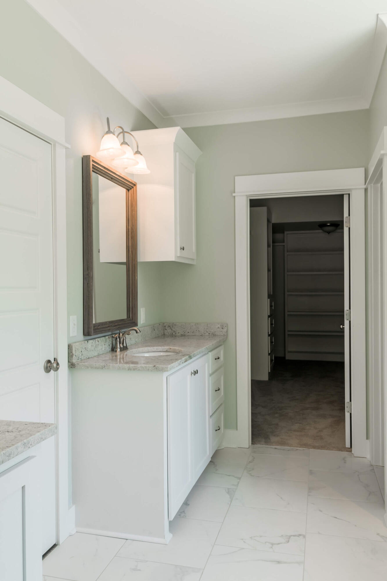17036 Jacinto Road Bend, OR 97707 - Photo 12 of 17 MASTER-BATH-2-v1571066721177
