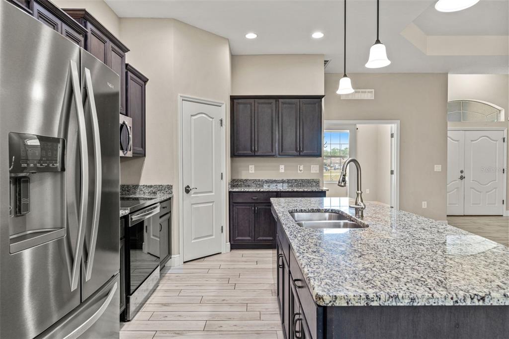 12278 Verona Street Spring Hill, FL 34609 - Photo 13 of 42