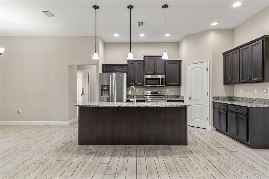 12278 Verona Street Spring Hill, FL 34609 - Photo 10 of 42