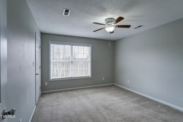 $1,600 | 119 Amanda Lane, Unit 6, Bristol, TN 37620