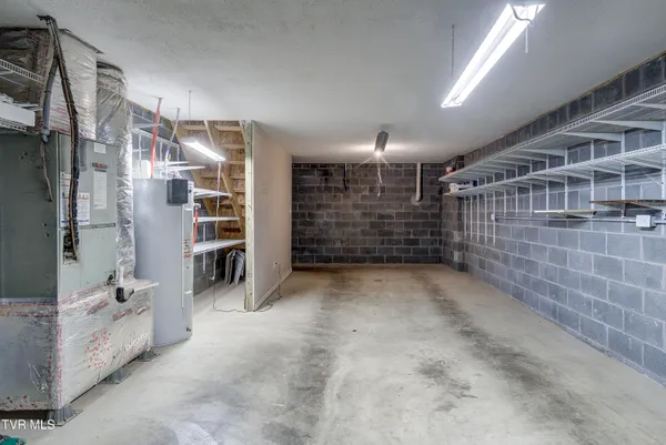 $1,600 | 119 Amanda Lane, Unit 6, Bristol, TN 37620