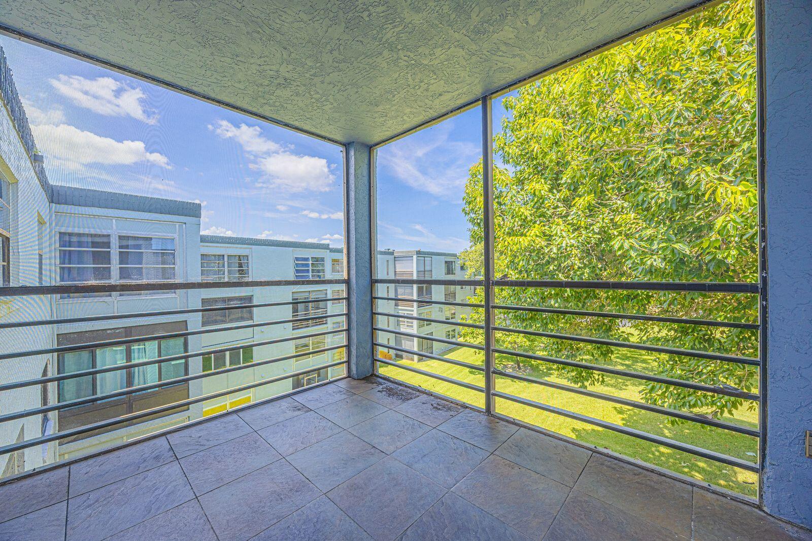 9440 Southwest 8th Street, Unit 417 Boca Raton, FL 33428 - Photo 12 of 26 9940 SW 8th St (Balcony2)