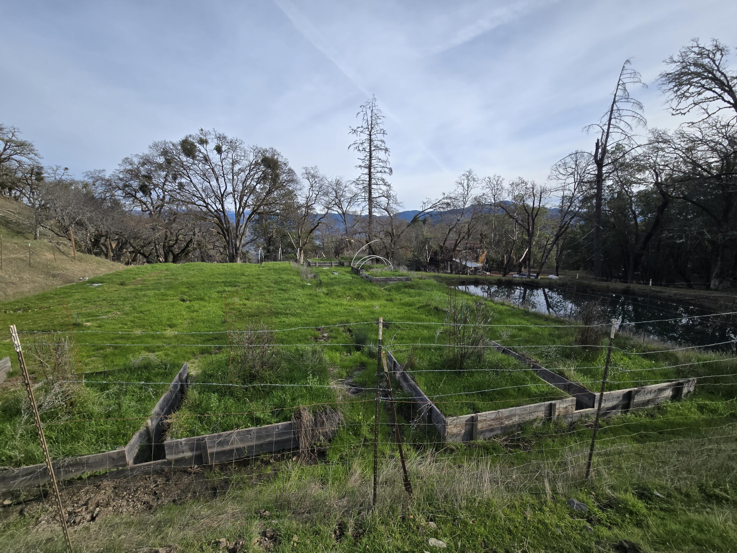 74900 Island Mountain Road Garberville, CA 95542 - Photo 33 of 37