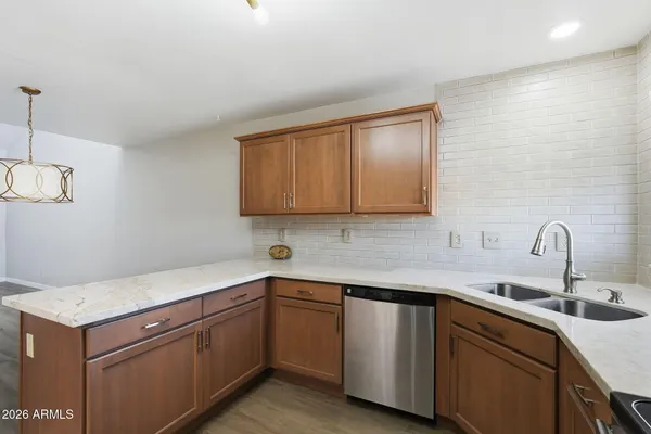 $249,000 | 220 North 22nd Place, Unit 2020, Mesa, AZ 85213