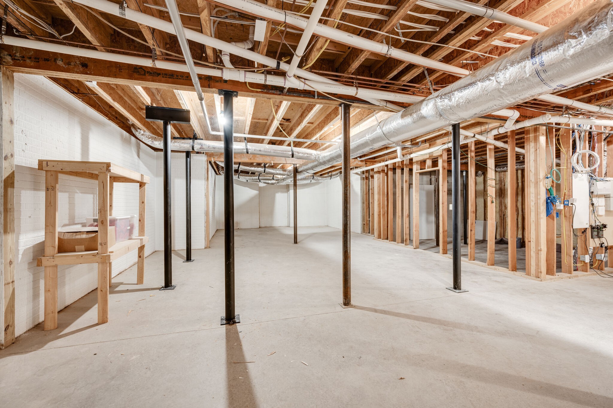 1073 Vaughn Crest Boulevard Franklin, TN 37069 - Photo 56 of 70 a view of an empty room