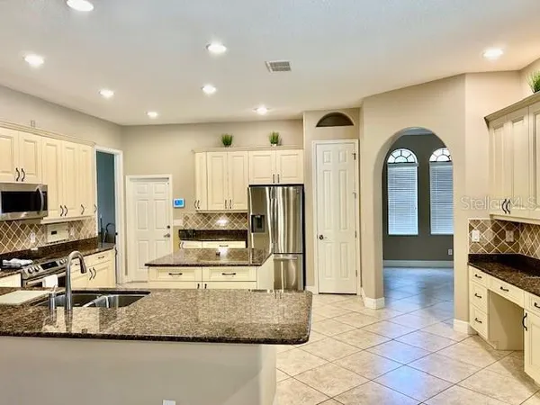 $838,475 | 22444 Oakville Drive, Land O' Lakes, FL 34639