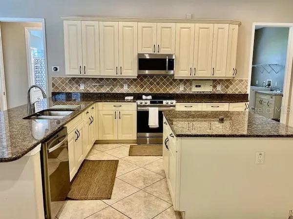 $838,475 | 22444 Oakville Drive, Land O' Lakes, FL 34639