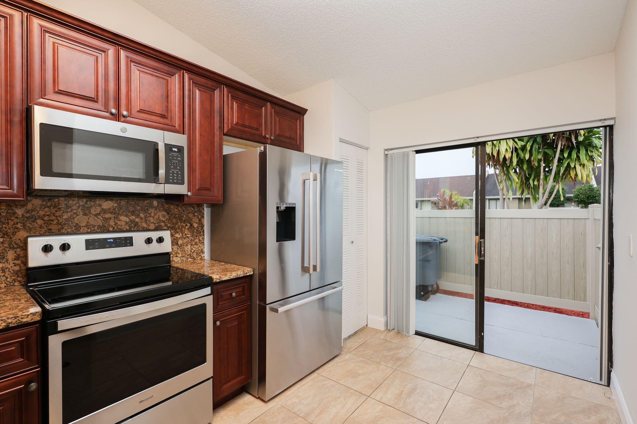 10127 Boca Bend East, Unit B2 Boca Raton, FL 33428 - Photo 32 of 39 4b2ac32f-b8ce-4a33-b947-171542cf13e6
