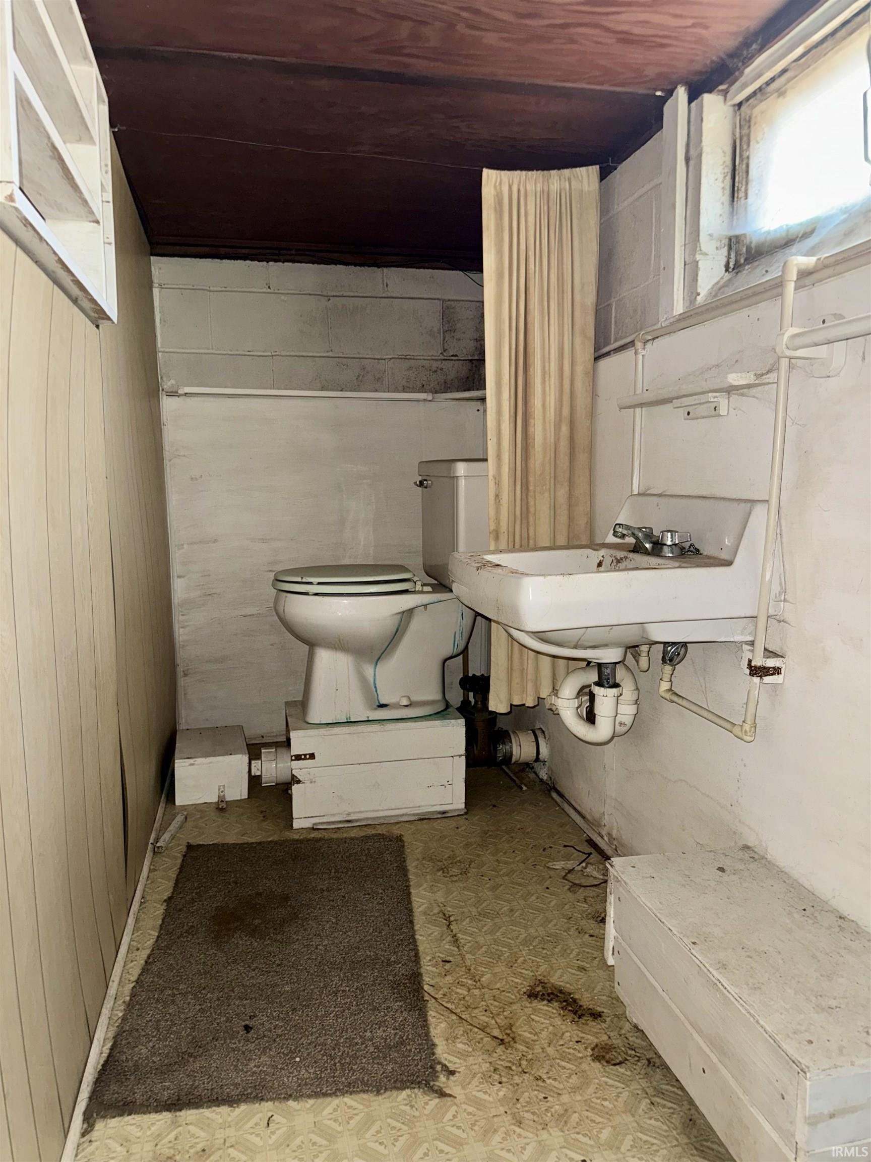 507 Turner Terrace Walton, IN 46994 - Photo 15 of 18