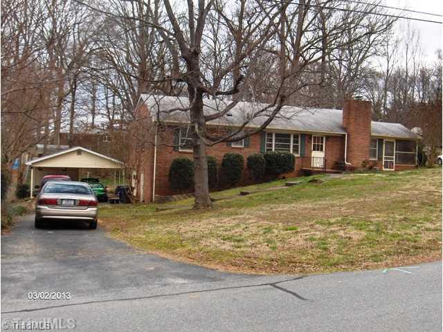 2451 Farmbrook Road Winston-Salem, NC 27103 - Photo 10 of 10 Parking Lot/Garage.