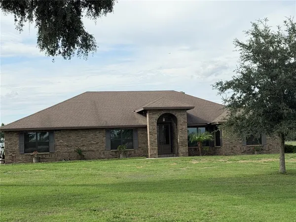 $1,125,000 | 6102 Downing Street, Dover, FL 33527