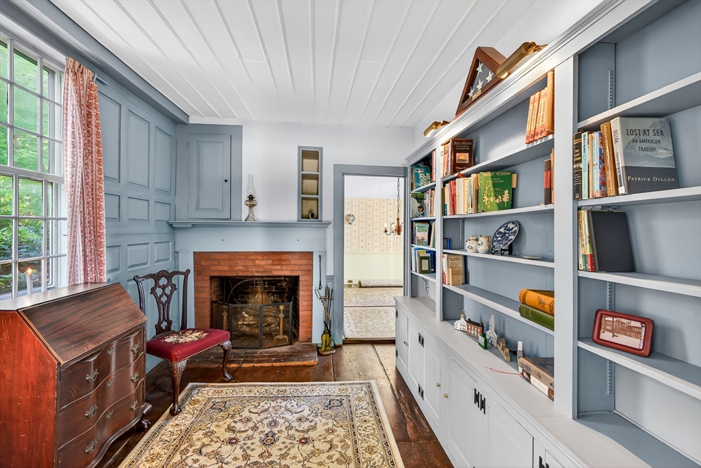 17 South Main Street Petersham, MA 01366 - Photo 2 of 42