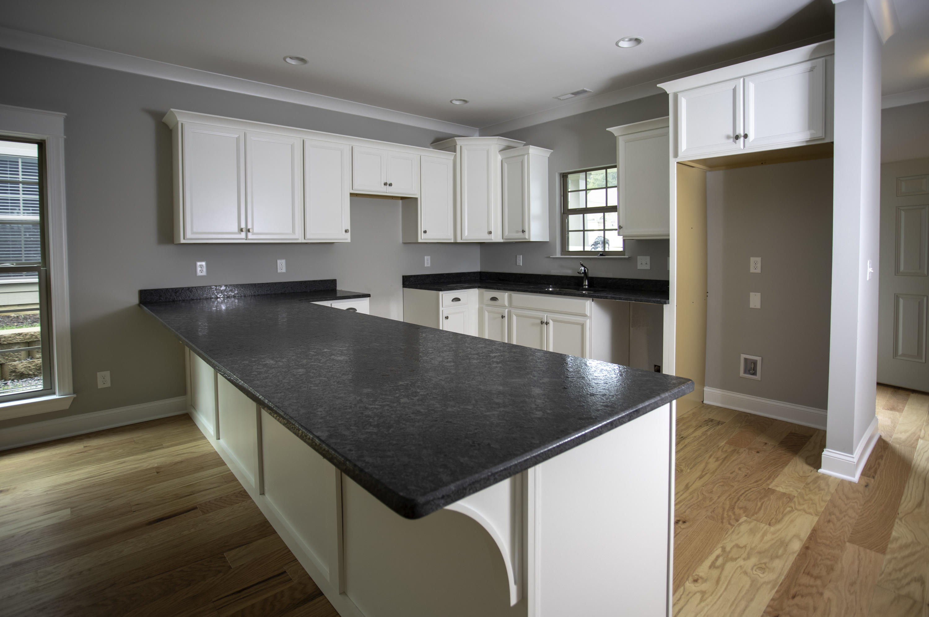2345 Rivendell Lane, Unit LOT 39 Chattanooga, TN 37421 - Photo 4 of 18 Kitchen