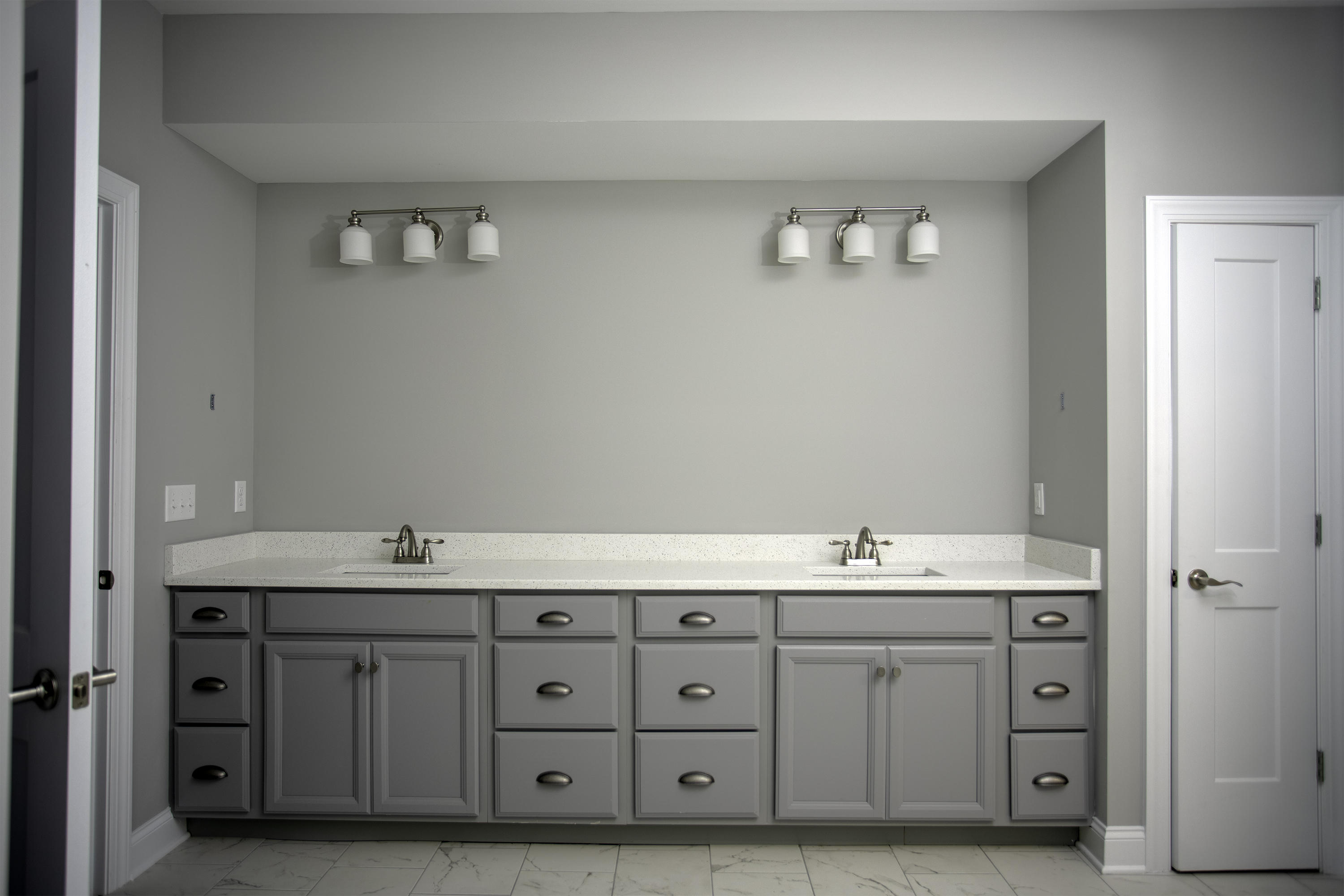 2345 Rivendell Lane, Unit LOT 39 Chattanooga, TN 37421 - Photo 10 of 18 Master bathroom