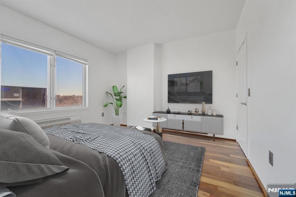 110 City Place Edgewater, NJ 07020 - Photo 22 of 44