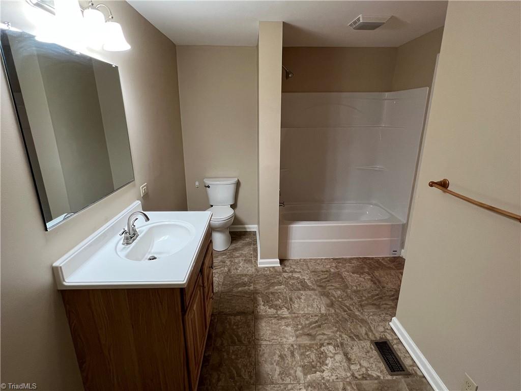 5227 Siloam Road Dobson, NC 27017 - Photo 16 of 29 Gallery Image 16