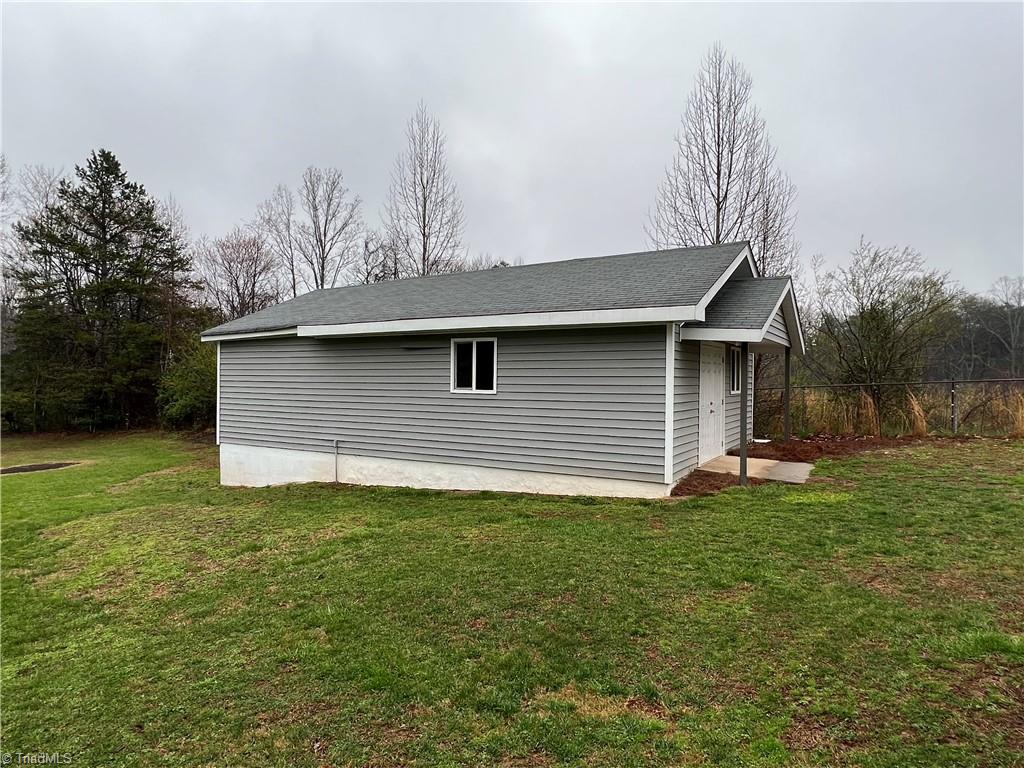 5227 Siloam Road Dobson, NC 27017 - Photo 27 of 29 Gallery Image 27