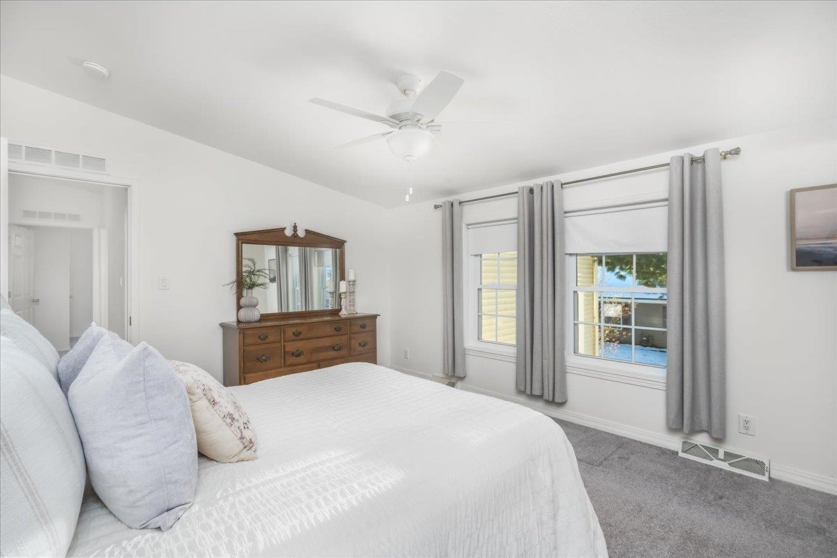 80 Ledgewood Way Manchester, NH 03104 - Photo 19 of 48