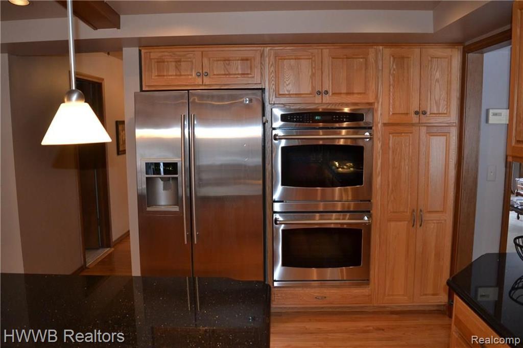 3397 Rocky Crest Drive Rochester Hills, MI 48306 - Photo 12 of 52