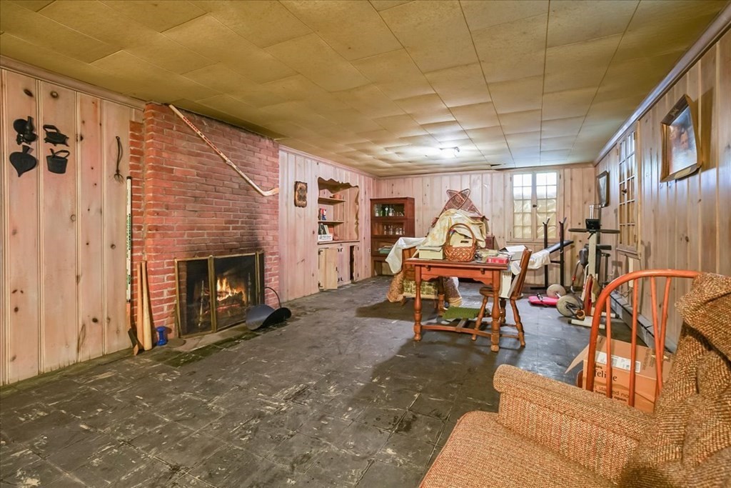 1375 South Branch Parkway Springfield, MA 01129 - Photo 27 of 39 Gallery Image 27